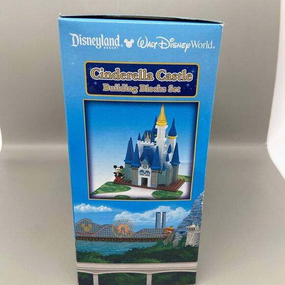 NEW Disney Build-It CINDERELLA CASTLE Building Block Set Complete w/Box & Manual - Picture 4 of 6